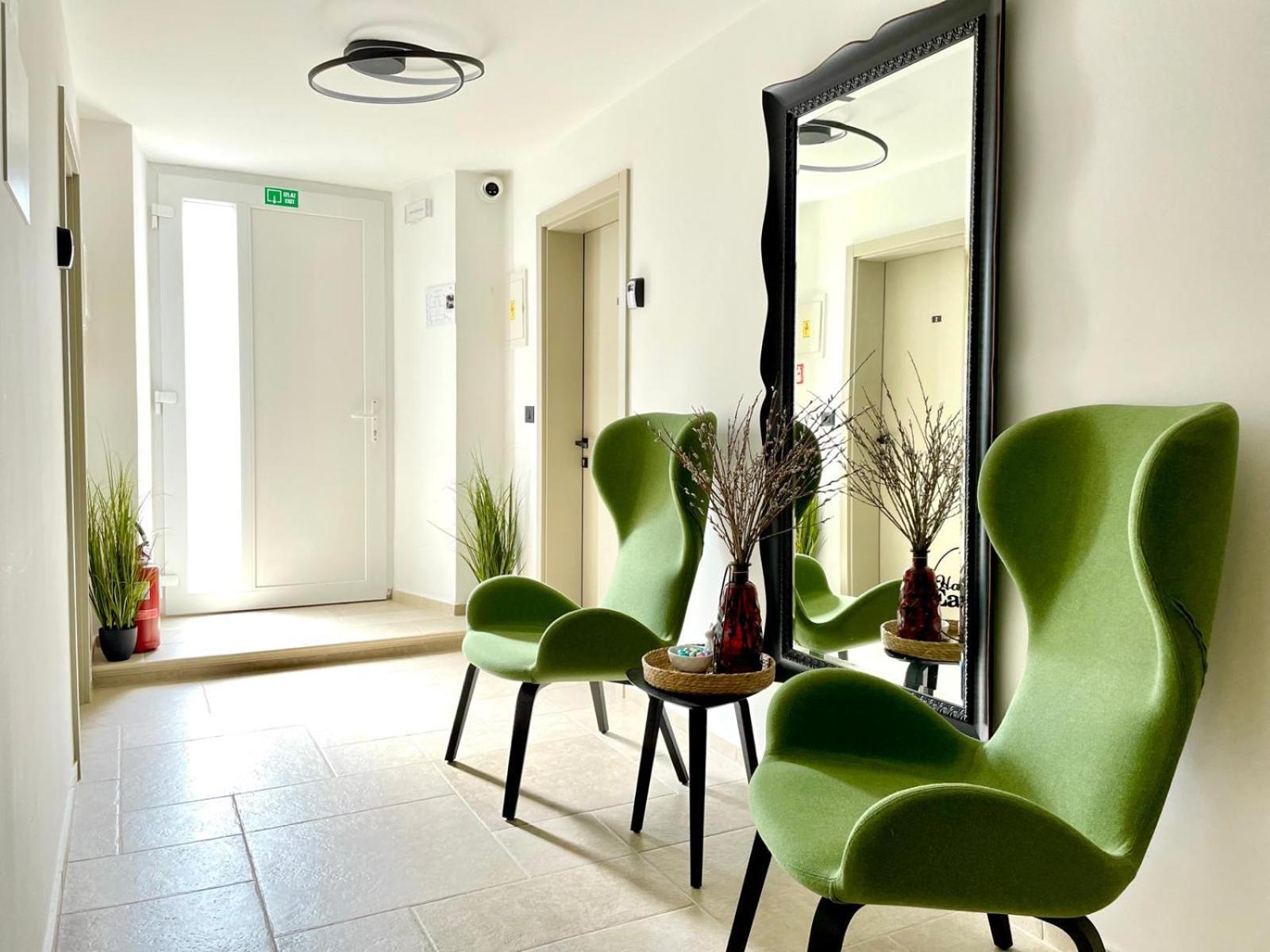 Arena Prestige Rooms พูลา ภายนอก รูปภาพ